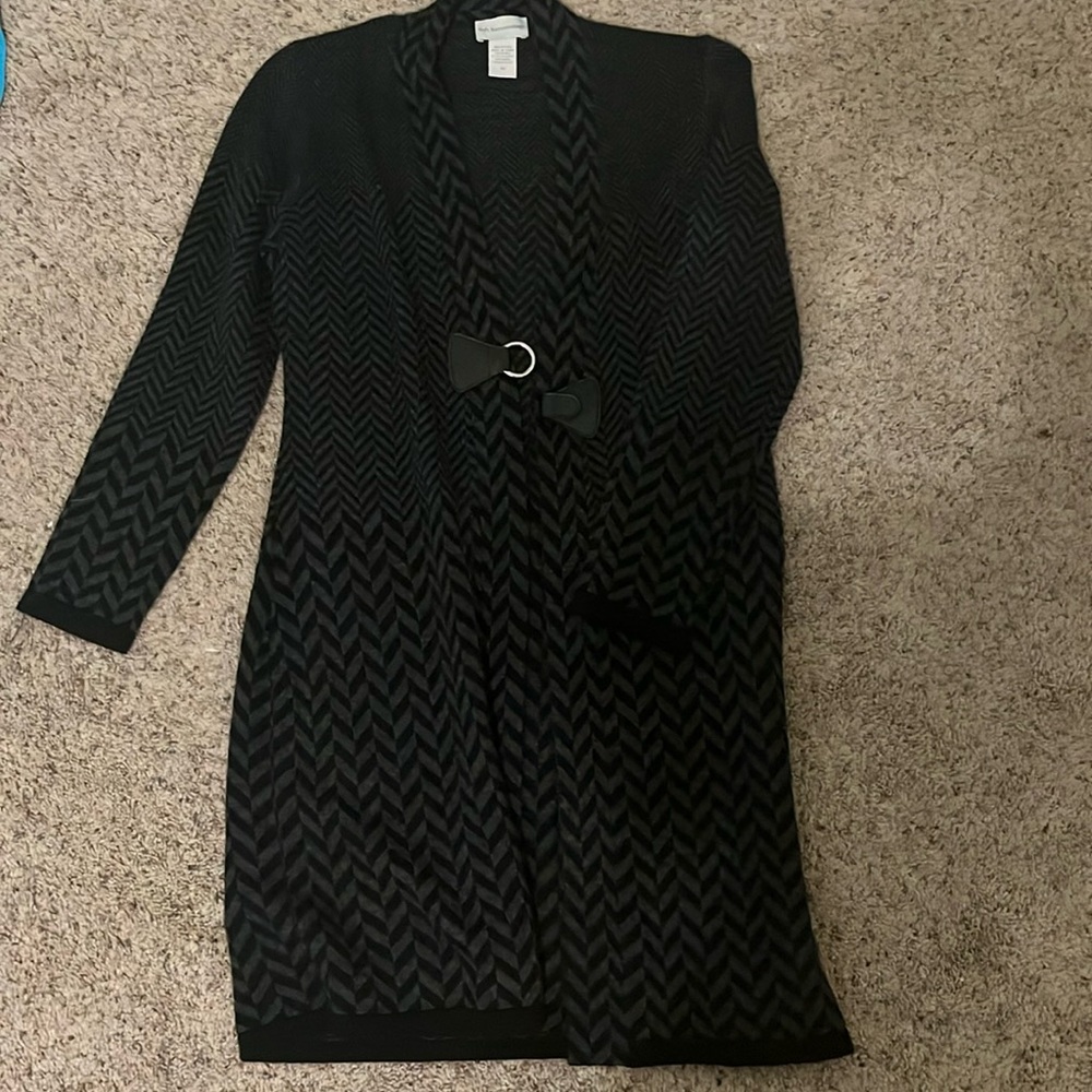 Dark gray/black printed long cardigan with buckle